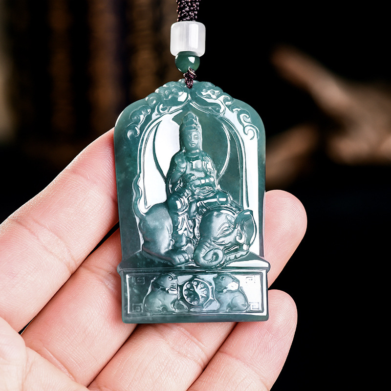 Jewelry & Watches Company - Naturalny Birmanski Jadeit Guanyin Wisiorek Naszyjnik