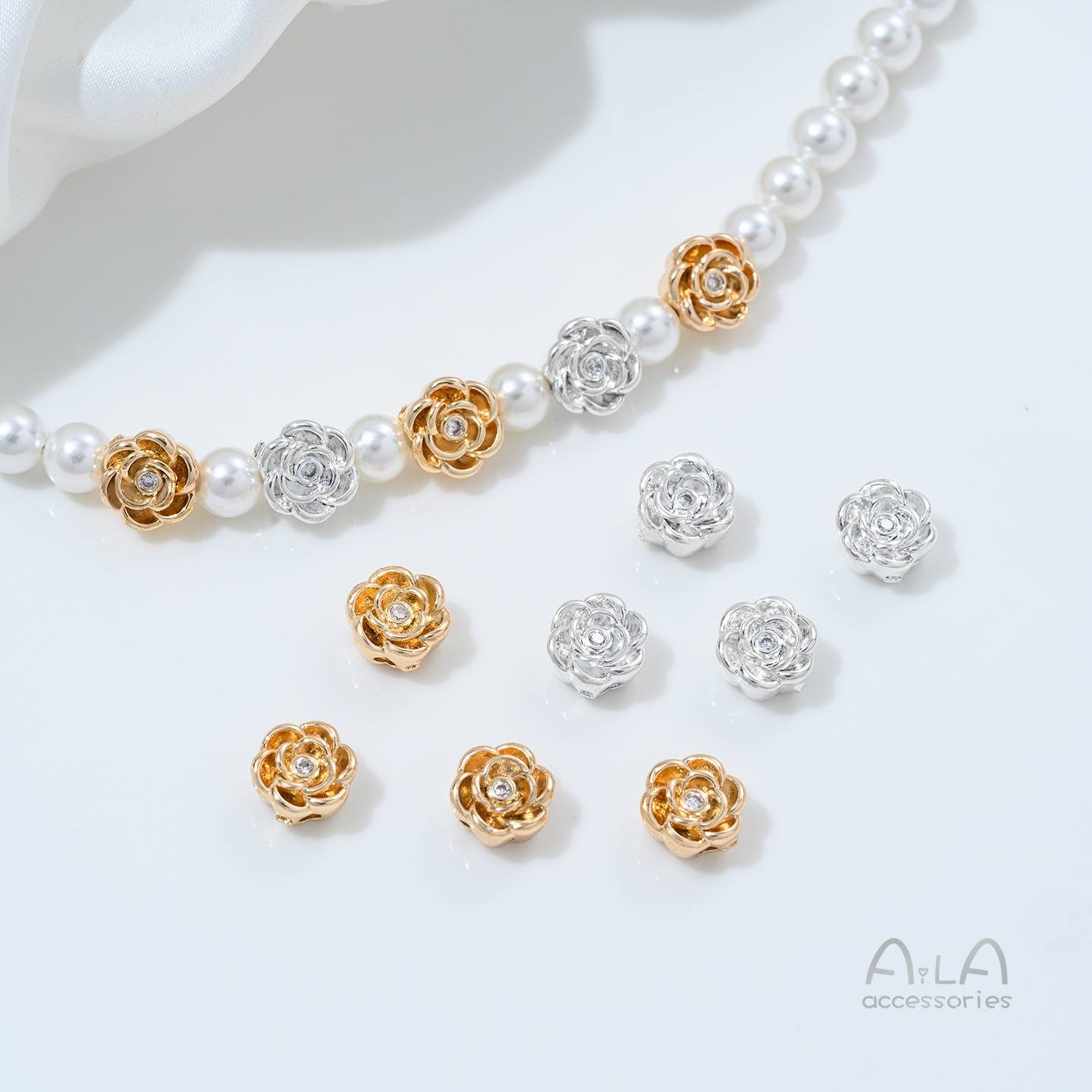 Rose Gold Bracelet - Miedziany, platerowany 14-karatowym złotem, inkrustowany cyrkoniami,